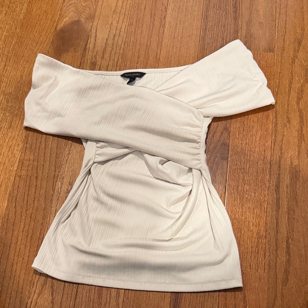 Banana Republic Off-Shoulder Cream Top